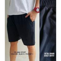 Gambar Celana Pendek Olahraga Pria Wanita Bahan Dry Fit futsal fitnes SAKU dari LUCKY SPORTS ID Kab. Sumedang 1 Tokopedia