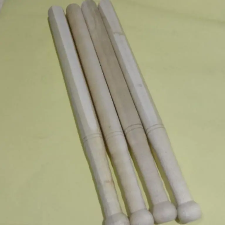 Tongkat kasti kayu/Pemukul kasti kayu bisbol murah