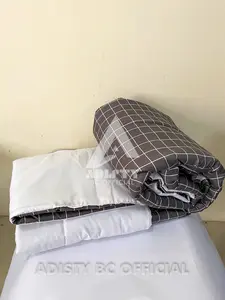 BEDCOVER ONLY 120X200 MOTIF KOTAK ABU PUTIH TWO TONE/BEDCOVER 2 WARNA