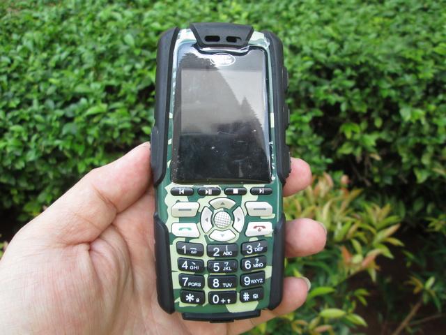 Gambar Hape Loreng Outdoor Landrover A9i Water Dust Shock Proof Analog TV dari CNC phoneshop Kota Administrasi Jakarta Pusat Tokopedia