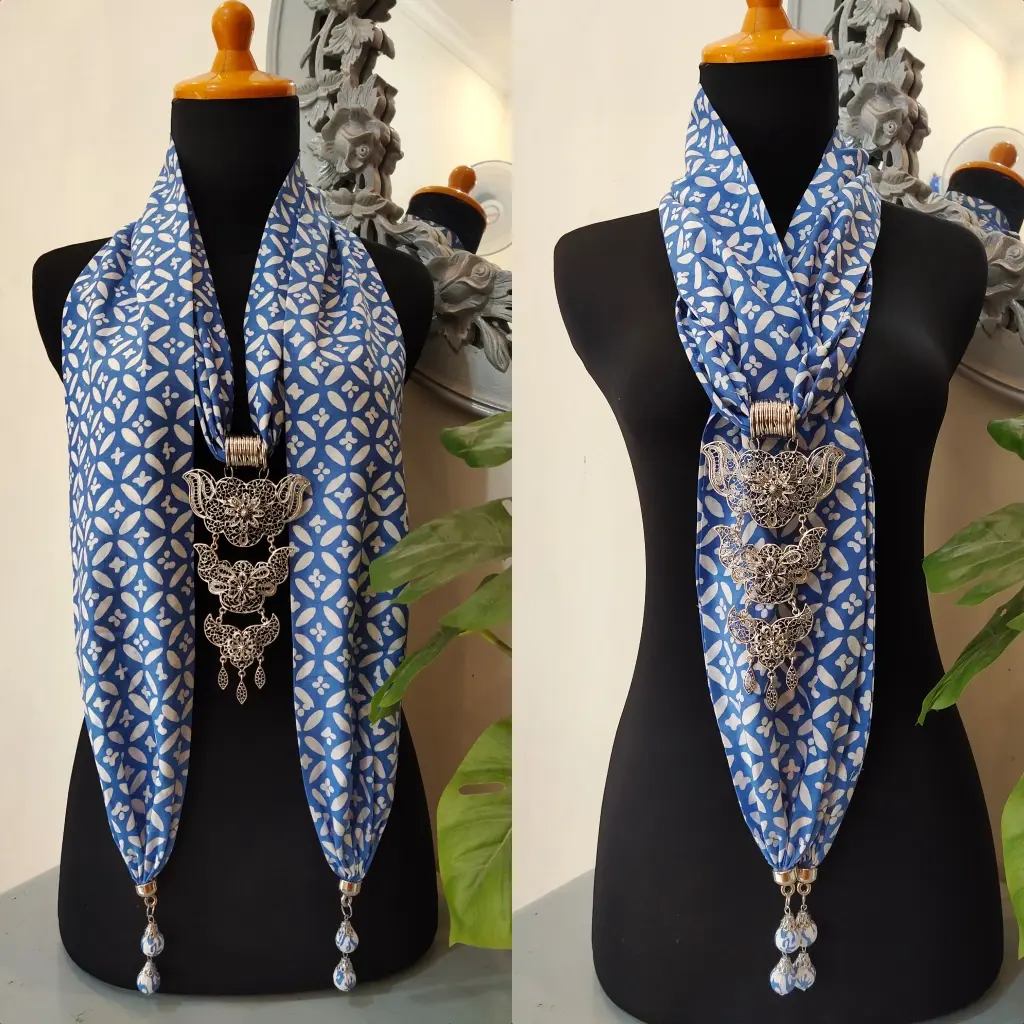 kalung batik syal bros ethnik modern
