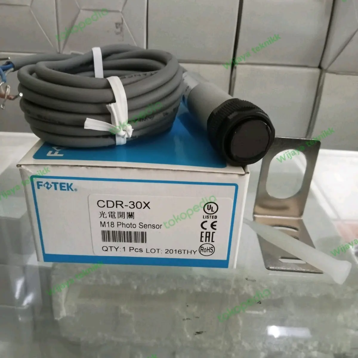 Photo Sensor FOTEK CDR-30X m18 photo sensor cdr 30x fotek