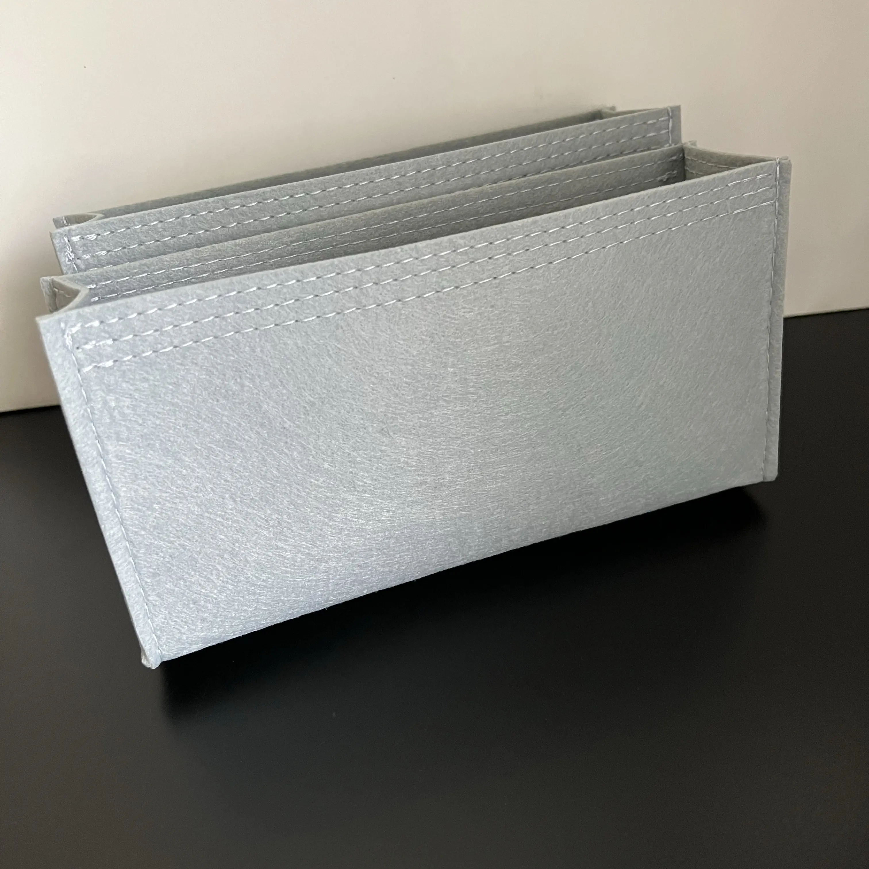 H Roulis 23 size organizer (set of 2)