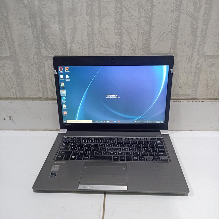 値下SSDで早い起動のdynabook R63P i5-5300U 128GB 値下SSDで早い起動