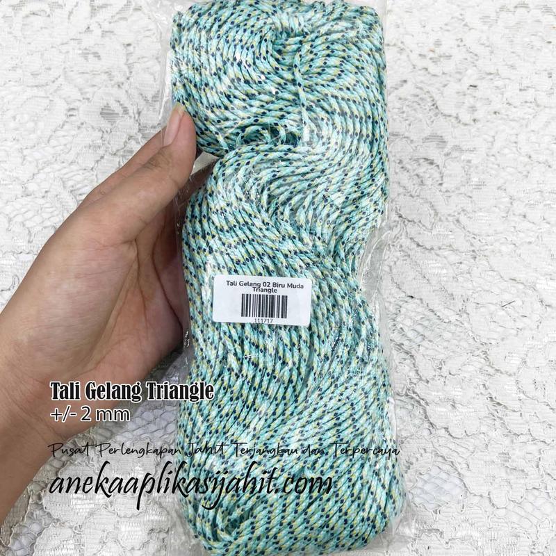 1 BKS TALI GELANG TRIANGLE / TALI GUNUNG 2 MM PANJANG (+/-81 M, 144GR) 4