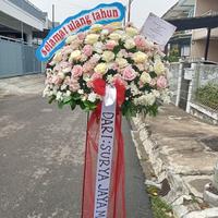 Gambar Standing Dukacita 211 - Standing Bunga dukacita Karangan bunga duka dari Gaby Bella Florist Kota Administrasi Jakarta Selatan 1 Tokopedia