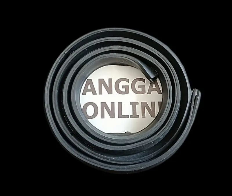 karet Lis polos untuk panel, kaca atau helm, Lis karet helm universal 0