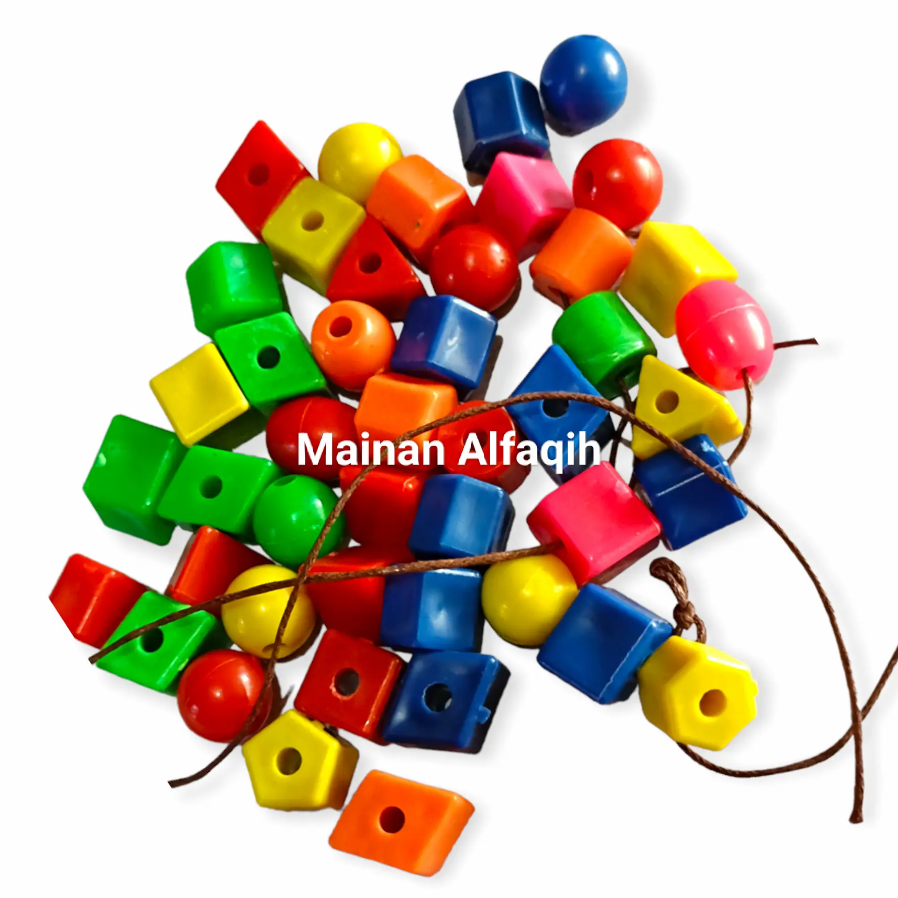 Mainan Anak Edukatif Meronce Bentuk Geometri Warna Warni