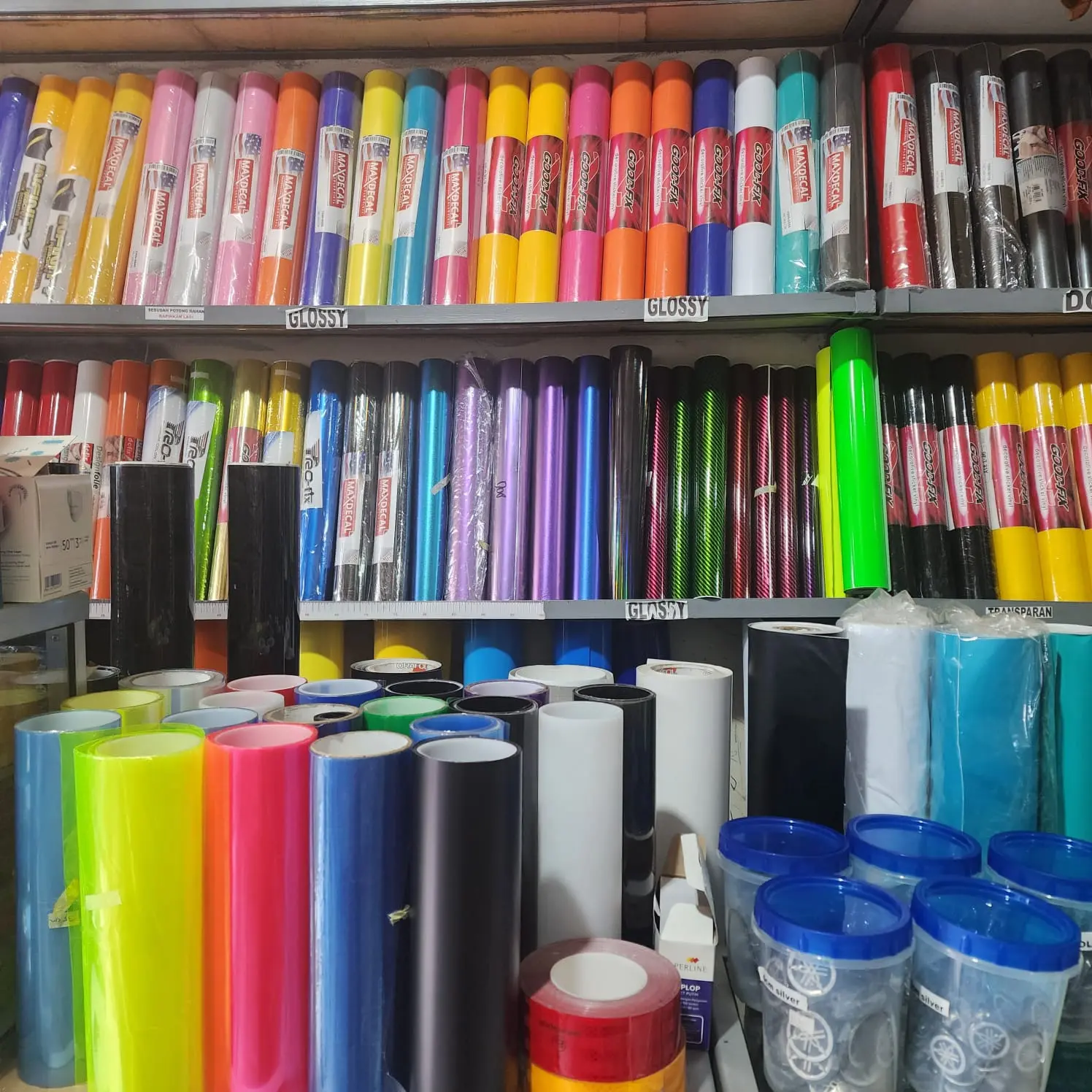 Sticker scotlet motor skotlet warna dop L 45 cm x P 1 meter