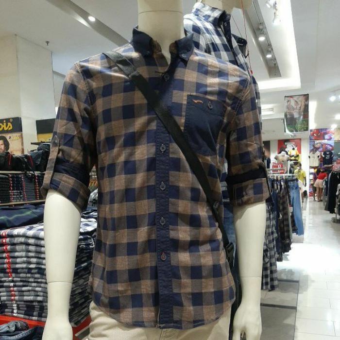 Gambar atasan kemeja pria cardinal lengan panjang slim fit kotak-kotak coklat dari Star gallery 1 Kab. Bogor Tokopedia