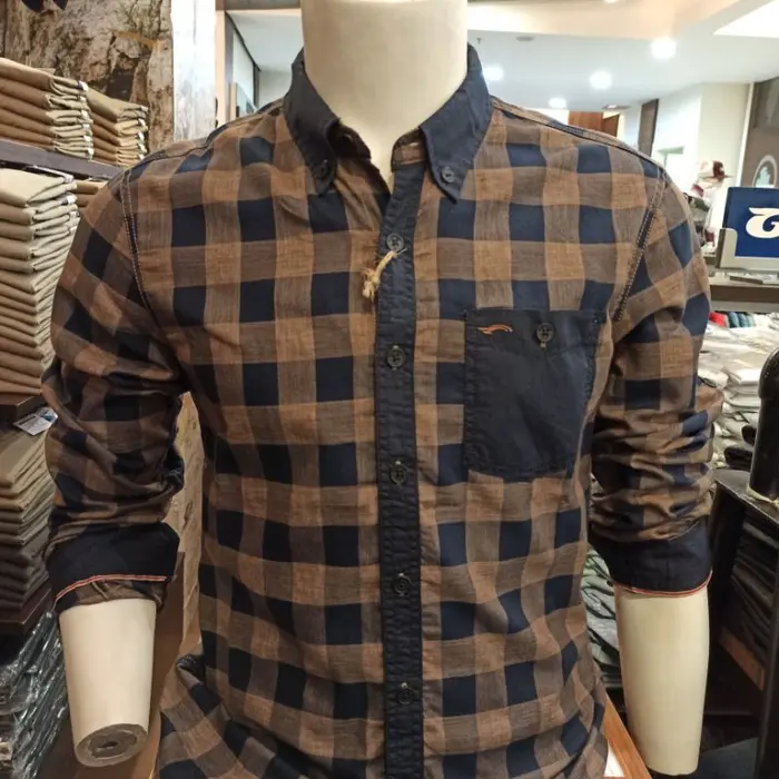 Gambar atasan kemeja pria cardinal lengan panjang slim fit kotak-kotak coklat dari Star gallery 1 Kab. Bogor 5 Tokopedia