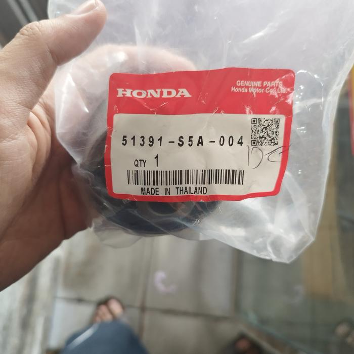 Gambar Bushing Lower Arm Sayap Depan Bawah Besar Honda Stream CRV RD Gen 2 dari Honda Jaya Makmur Kota Administrasi Jakarta Utara Tokopedia