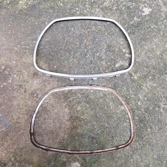 Gambar ring klem headlamp vespa super sprint baru stok lama harga satuan dari Scudetto scooter Kota Bekasi Tokopedia