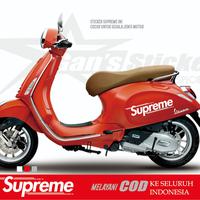 Gambar sticker vespa sprint sticker motor listrik uwinfly sticker supreme dari Ganssticker Garage Kab. Bandung 1 Tokopedia