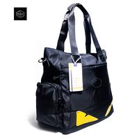 Gambar Tas Tote bag Unisex Peutup resleting Kantong Kanan Kiri BLack-Edisi F dari VERTICAL201 Kab. Tangerang 3 Tokopedia