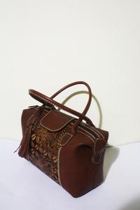 Gambar Dwi Lestari Batik Leather Bag - Batik Leather Handbag dari Djokdja Batik Online Kab. Sleman 4 Tokopedia