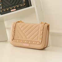 Gambar Alivelovearts Diva Korean Two Ways Sling Bags - Black dari Alivelovearts Kota Administrasi Jakarta Utara 5 Tokopedia