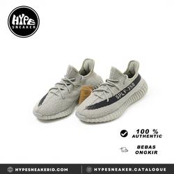 harga retail yeezy 350 v2
