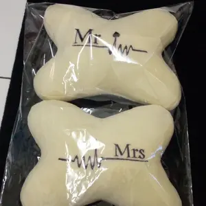 bantal mobil sandaran kepala punggung Mr Mrs panah