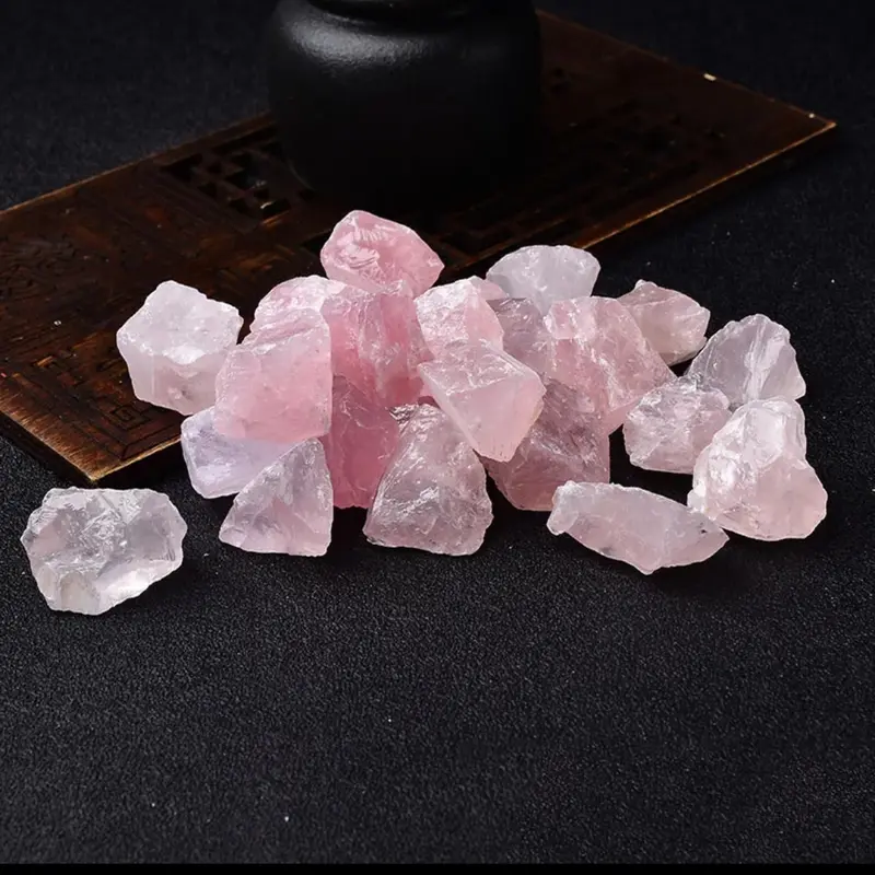 Bongkahan Rose Quartz Alami 1