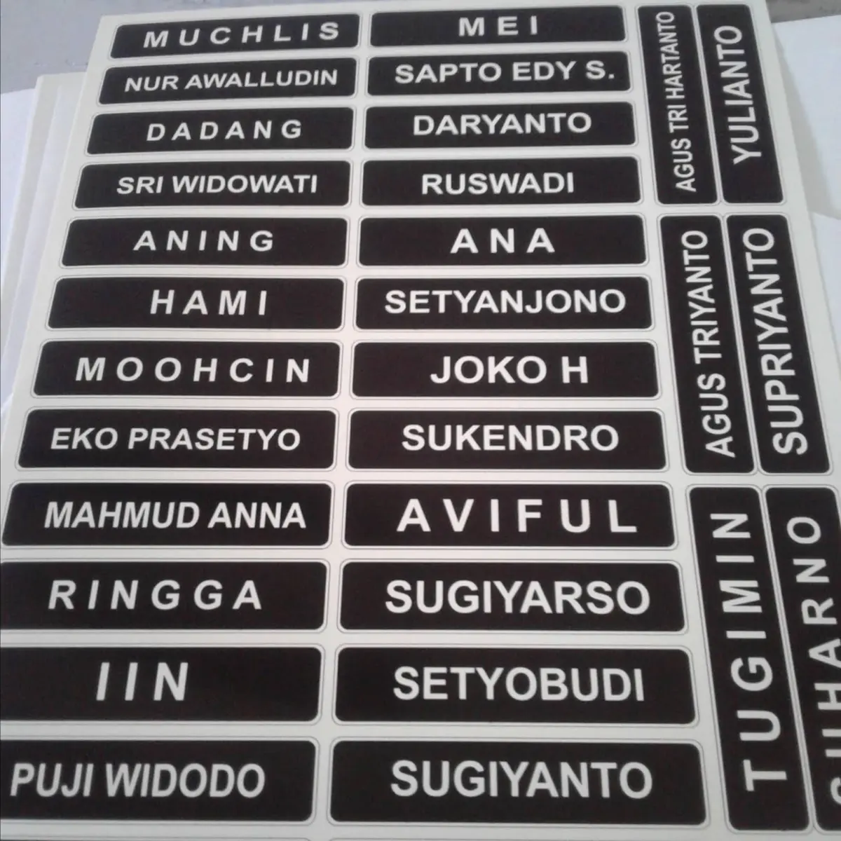 NAMETAG | NAMA DADA | MAGNET & PENITI (ENGRAVING LASER)