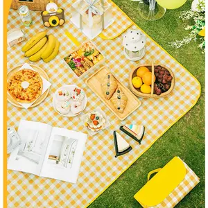 Tikar Tiker Karpet Alas Duduk Makan Piknik Camping Outdoor Aesthetic