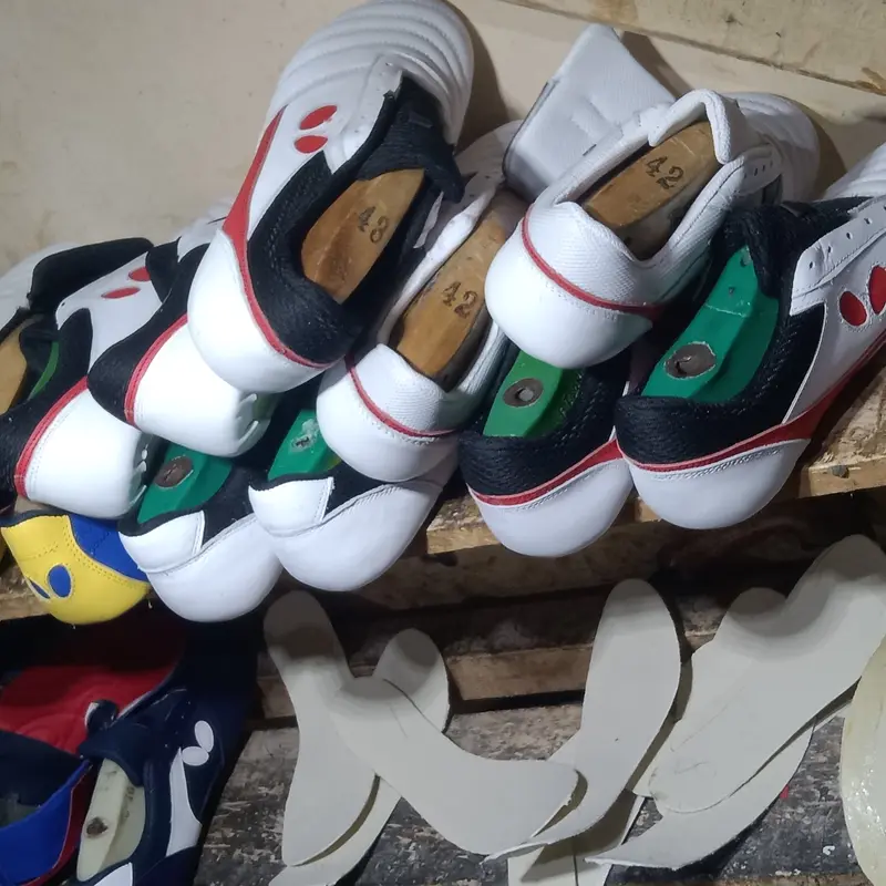 sepatu tenis meja pingpong badminton terbaru terlengkap dan terpercaya 3