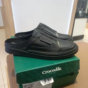 Sepatu Sandal Crocodile Ori Bahan Kulit Sudah di soll 2133-1