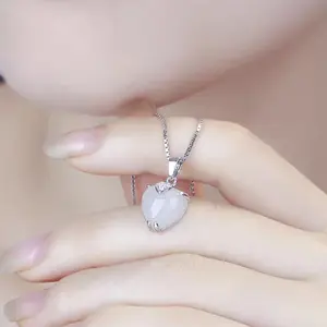 Kalung Liontin Titanium Batu Giok Model Love