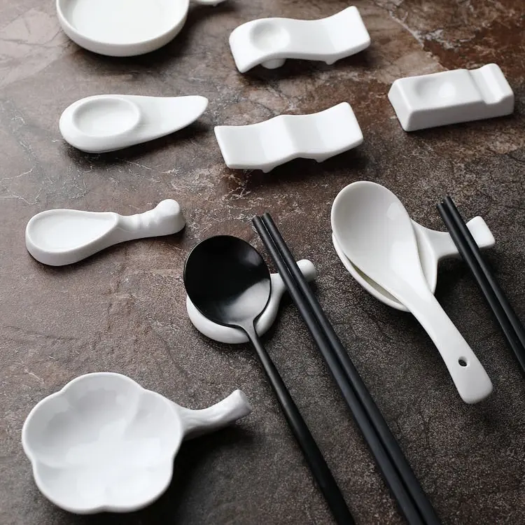 Aneka bentuk Tatakan Sumpit/Chopstick Holder keramik 4