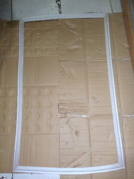 Gambar Karet Gasket Pintu Bawah Kulkas Sharp Model Knock Down 82 x 52 cm dari PAC Part Cikarang Kab. Bekasi Tokopedia