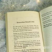 Gambar Buku Novel - Jika Lukamu Sedalam Laut, Ikhlasmu Harus Seluas Langit dari BumifiksiJogjakarta Kab. Sleman 4 Tokopedia