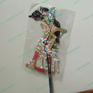 wayang kulit lesmana mandra kumara(64 cm)
