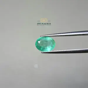 DGL Certified,Glowing,Minor Oil 1.74 Ct EMERALD Zambia