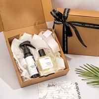 Gambar Dewdrop Hampers Set Hadiah Ulang Tahun Natal Tahun Baru - Natal, Bali Bouquet dari Dewdrop Perfumery_NEW Kota Denpasar 2 Tokopedia