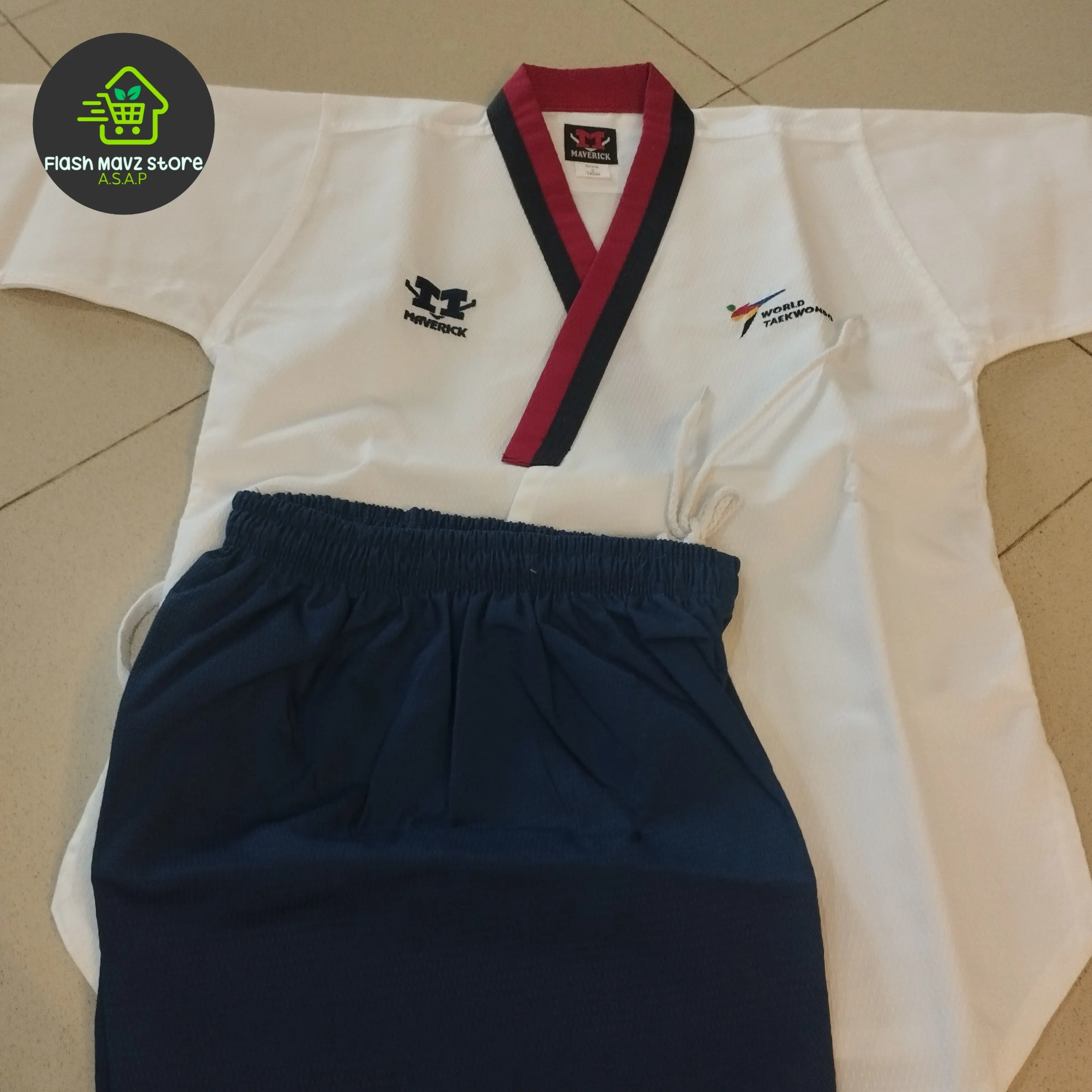 dobok poomsae maverick( kadet/junior) untuk cowok
