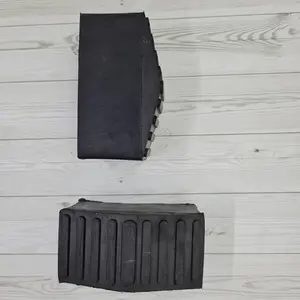 karet kaki tangga baja ringan miring 35x75 mm model mangkok