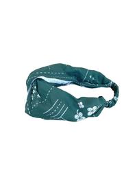 Gambar Bandana Kerut Semanggi Hijau dari Sejauh Mata Memandang Kota Administrasi Jakarta Selatan 2 Tokopedia