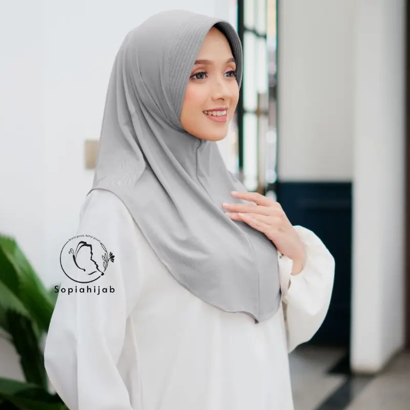 Hijab Sport Bergo Hamidah Instant Jersey Pet Antem Kecil Ukuran M Hijab Sport Bergo Hamidah Instant Jersey Pet Antem Kecil Ukuran M