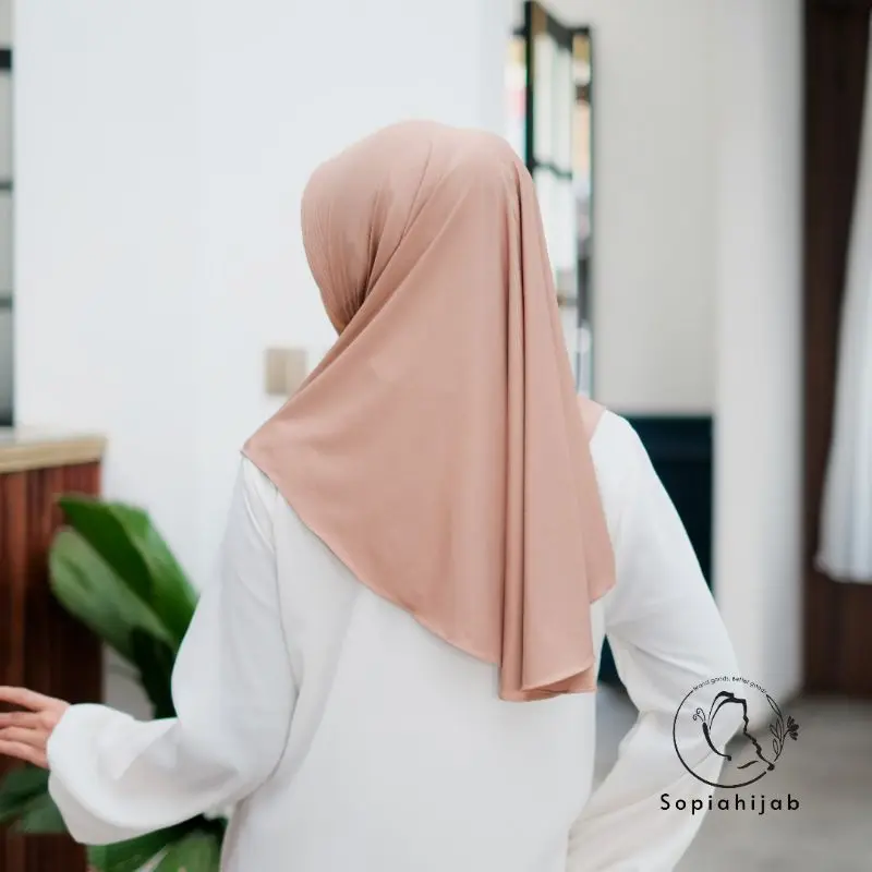 Hijab Sport Bergo Hamidah Instant Jersey Pet Antem Kecil Ukuran M Hijab Sport Bergo Hamidah Instant Jersey Pet Antem Kecil Ukuran M