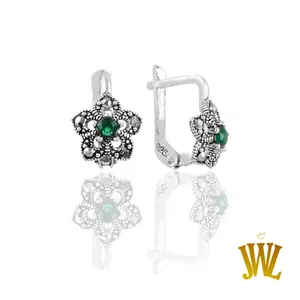 Jewellant-Anting Model Teratai Batu Marcasite Perak dan Batu Zamrud