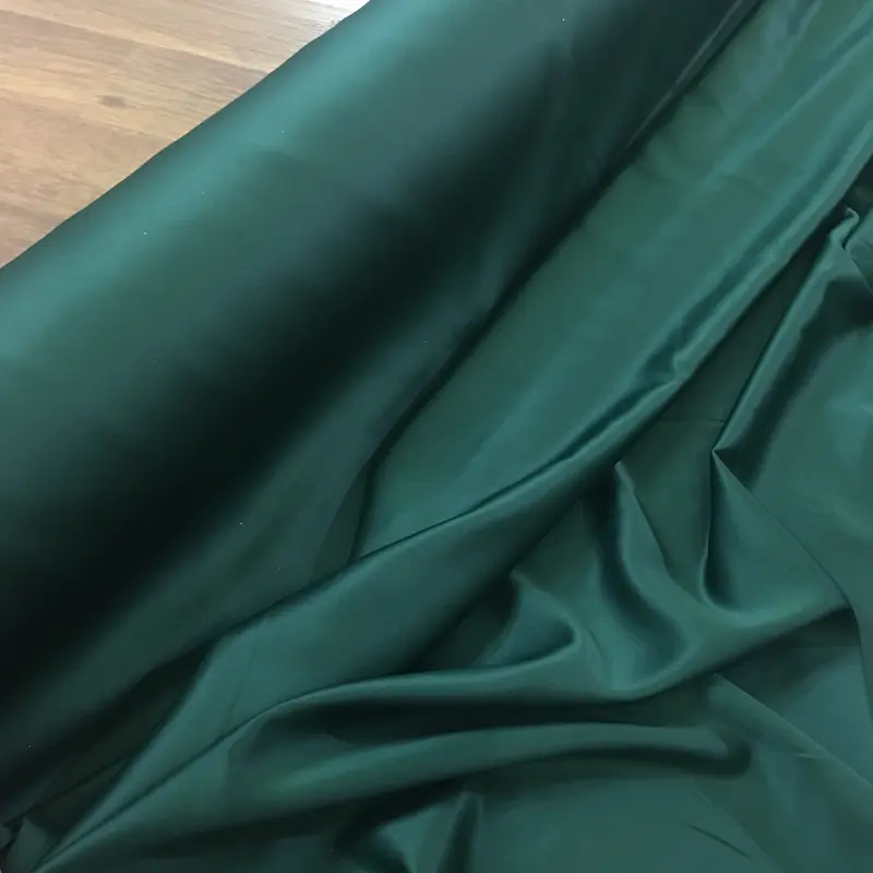 Bahan Kain Satin Velvet Polos Warna Emerald Green Hijau Tua 1