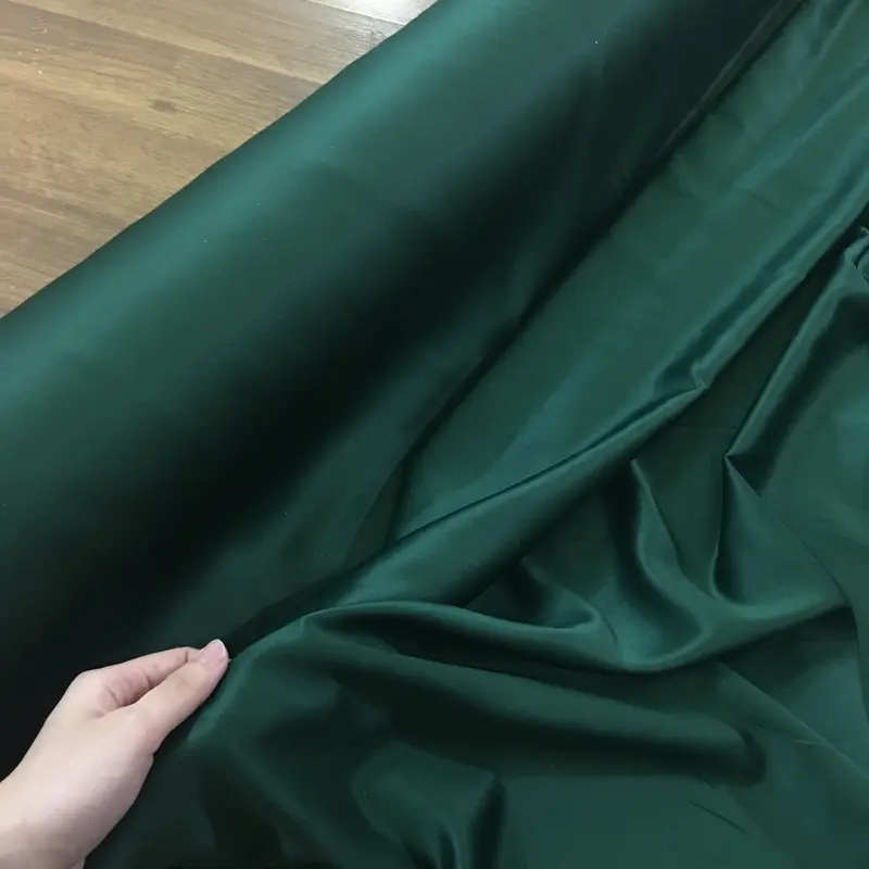 Bahan Kain Satin Velvet Polos Warna Emerald Green Hijau Tua 2