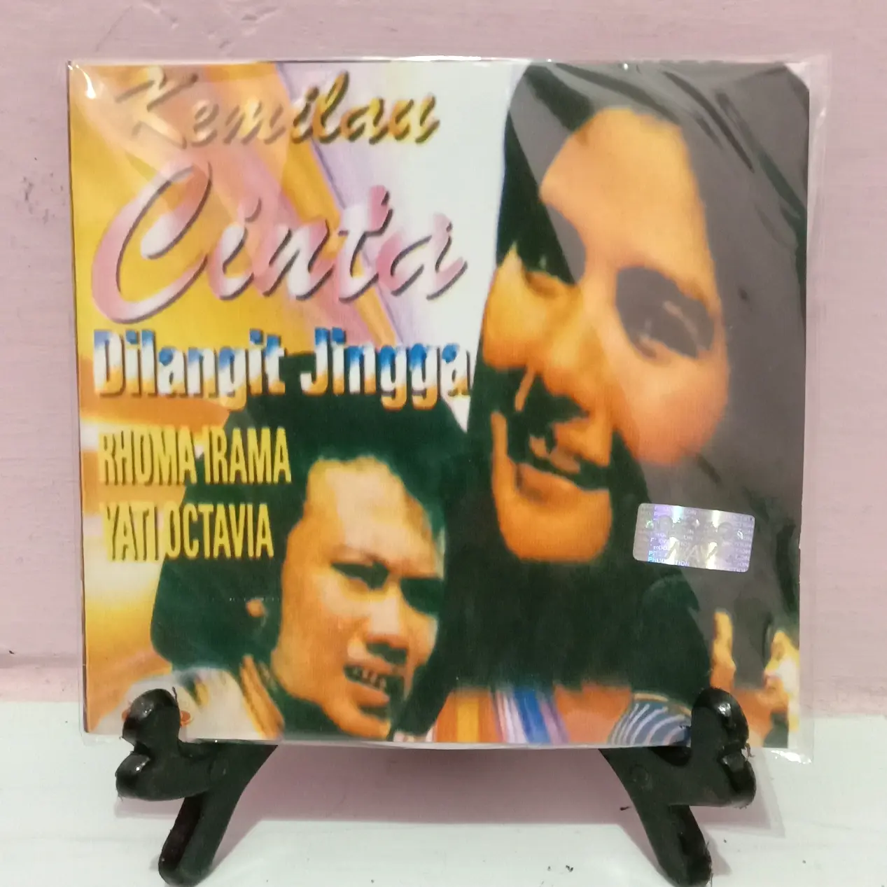 VCD RHOMA IRAMA , Cinta di langit jingga , Yati Octavia (Original)