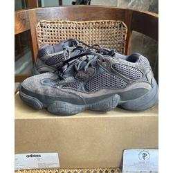 Jual Yeezy 500 Black Model & Desain Terbaru - Harga Mei 2026 | Tokopedia