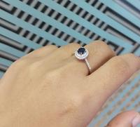 Gambar Cincin Berlian Blue Sapphire VLR927048 Victoria Jewellery dari Victoria Jewellery Online Kota Administrasi Jakarta Selatan 3 Tokopedia
