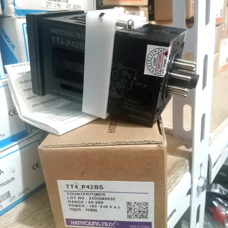 TT4-P42BS COUNTER DUAL TIMER HANYOUNG NUX ORIGINAL 1