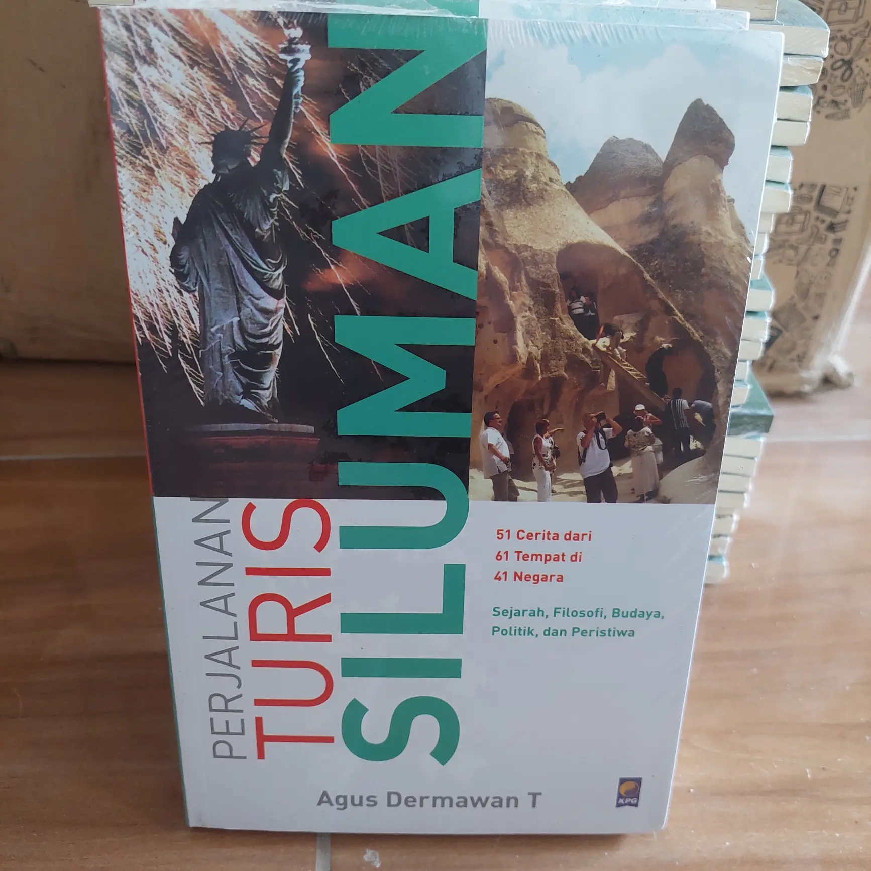 PERJALANAN TURIS SILUMAN