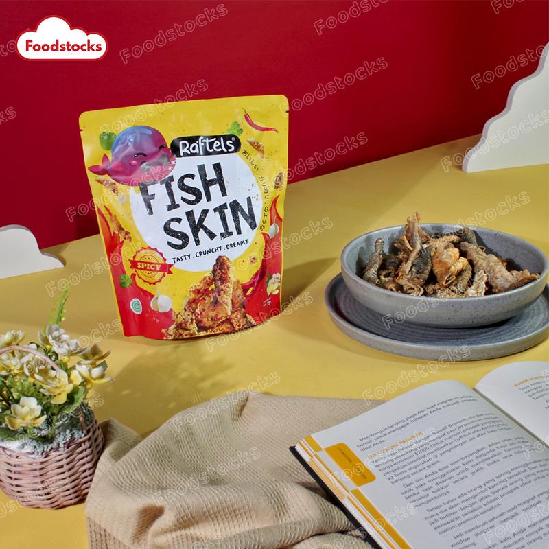 Keripik Kulit Ikan / Fish Skin Rasa Spicy Raftels 75gr Halal 5