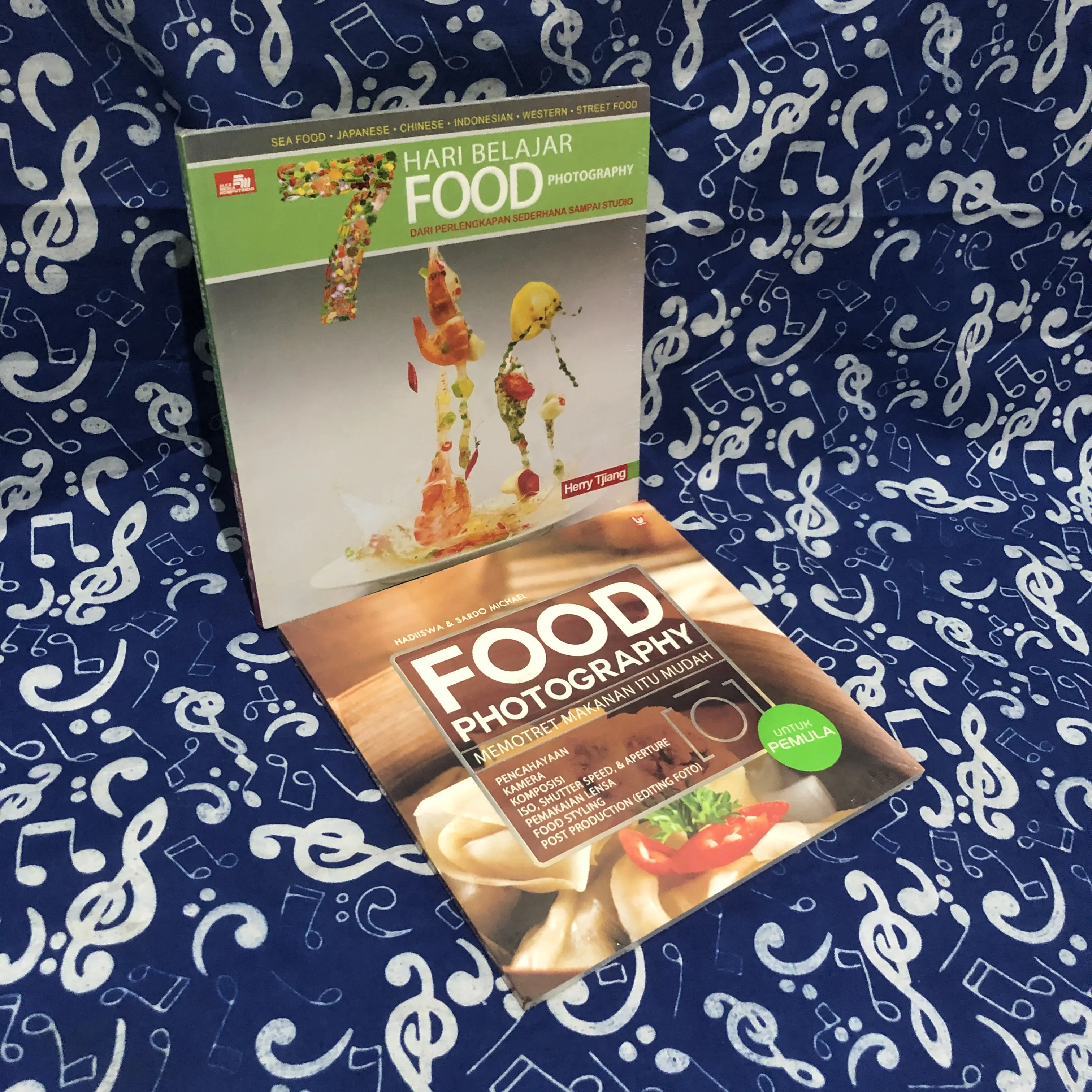 2 BUKU - FOOD PHOTOGRAPHY - PHOTOGRAPHER - Foto Makanan - fotografi